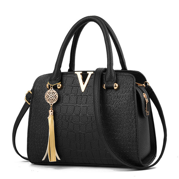 Woman Crocodile leather V letters Designer Handbags